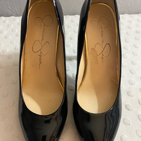 JESSICA SIMPSON Black Patent Malia Heels - Picture 14 of 16